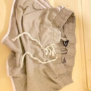 Grey shorts